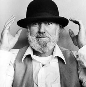 lawrence-ferlinghetti-eb50e7f0-345d-461a-921e-4b2dbef3290-resize-750.jpeg